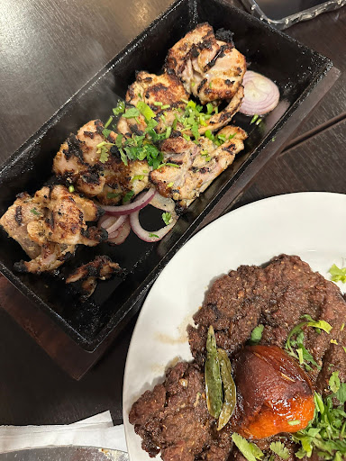 Photo of Khyber Chefs - Pak/Indian Halal Food Restaurant in Milton Keynes - 31 Stratford Rd, Wolverton, Milton Keynes MK12 5LW